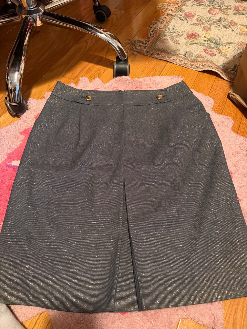 Apostrophe Metallic A-Line Mini Skirt in Gray